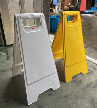 Product Description: Metal and Plastic Warning Signs – Ensuring Safety and Clarity