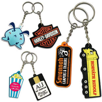 Product Description: Custom Plastic Keychains – Personalized Accessories for Every Occasion  Introduction